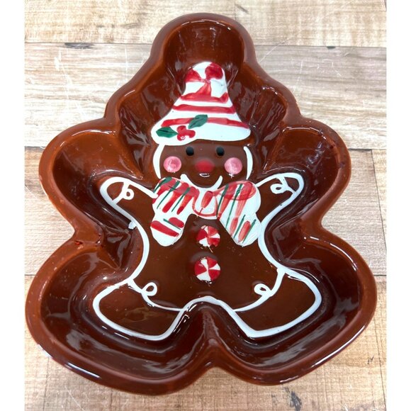 RARE Ceramic Gingerbread Man Christmas Baking Dish Festive Kitchen Decor - Picture 1 of 3